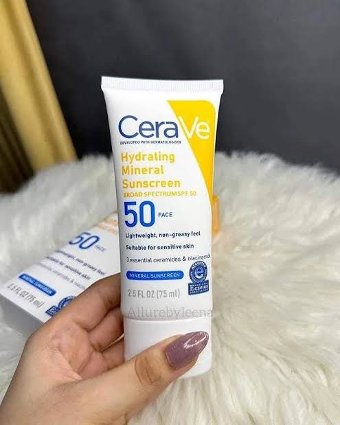 CeraVe Hydrating Mineral Sunscreen SPF 50 for Face | Lightweight Daily Sun Protection